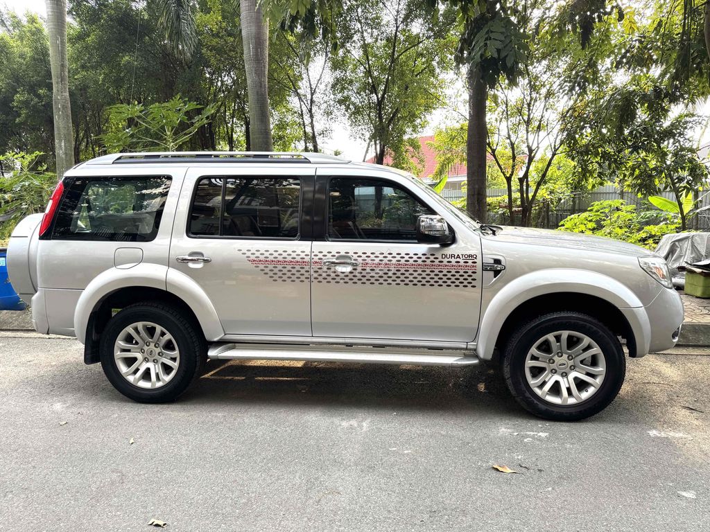 Cần bán Ford Everest 12/2014 mẫu 2015. Mua bán Ô tô tại Thành phố Thủ Đức Tp Hồ Chí Minh được đăng bởi Nhật Tân hình 13