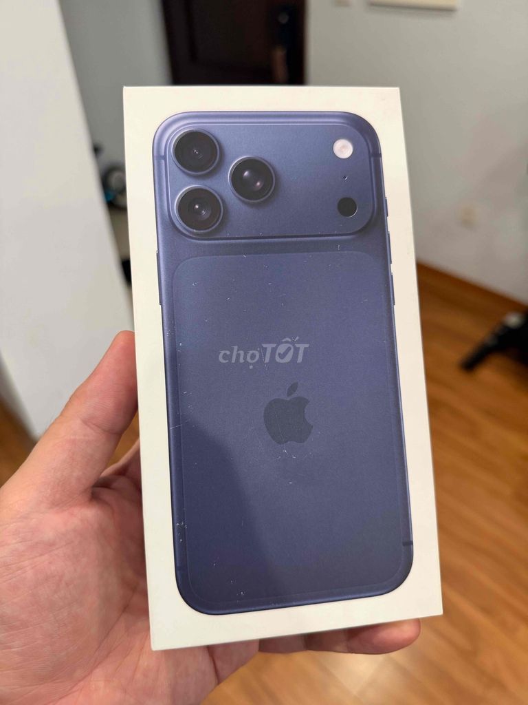 Dư máy iP 17 PRM 256GB Xanh Brandnew hàng FPTshop. Mua bán Điện thoại tại Quận Bắc Từ Liêm Hà Nội được đăng bởi Hải hình 1