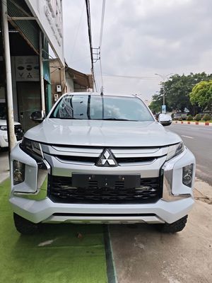 Mitsubishi Triton 2019 STD 2 cầu