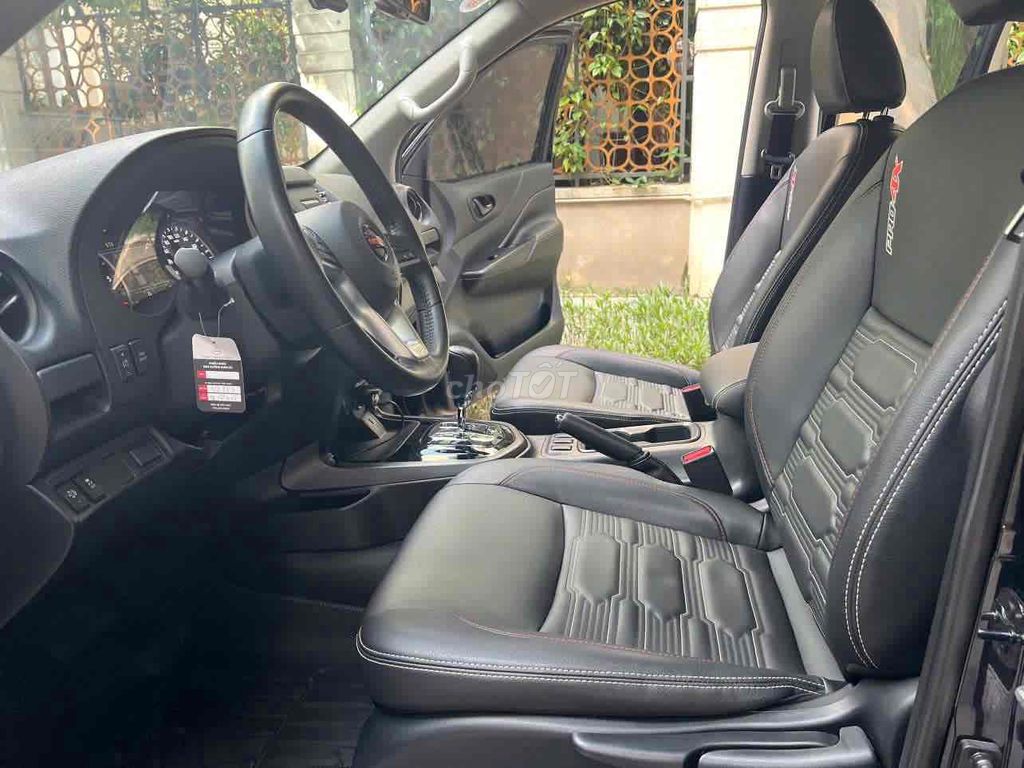 Nissan Navara Pro4X sx 2022 màu đen siêu đẹp. Mua bán Ô tô tại Quận Cầu Giấy Hà Nội được đăng bởi Cao Quý hình 12