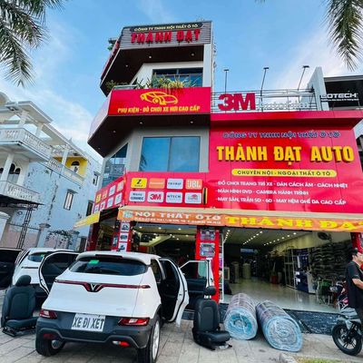 Nhân Viên Vận Hành Máy CNC cắt Da nội thất Ôtô