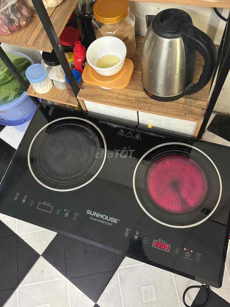 Bếp hồng ngoại đôi SUNHOUSE SHB9102MT. Mua bán Bếp, lò, đồ điện nhà bếp tại Quận 8 Tp Hồ Chí Minh được đăng bởi Linh Trương hình 1