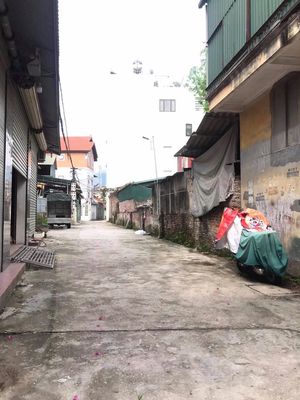 Đất Đa Tốn, Gia Lâm 65m2 ngay gần chợ Bún chỉ 5.5 tỷ. Mua bán đất tại Huyện Gia Lâm Hà Nội được đăng bởi Nguyễn Thị Huyền