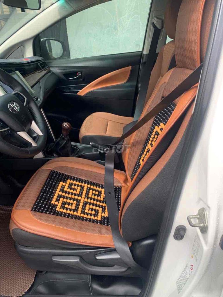 Toyota Innova 2019 2.0E - 90000 km. Mua bán Ô tô tại Huyện Hóc Môn Tp Hồ Chí Minh được đăng bởi Anh Trung hình 5