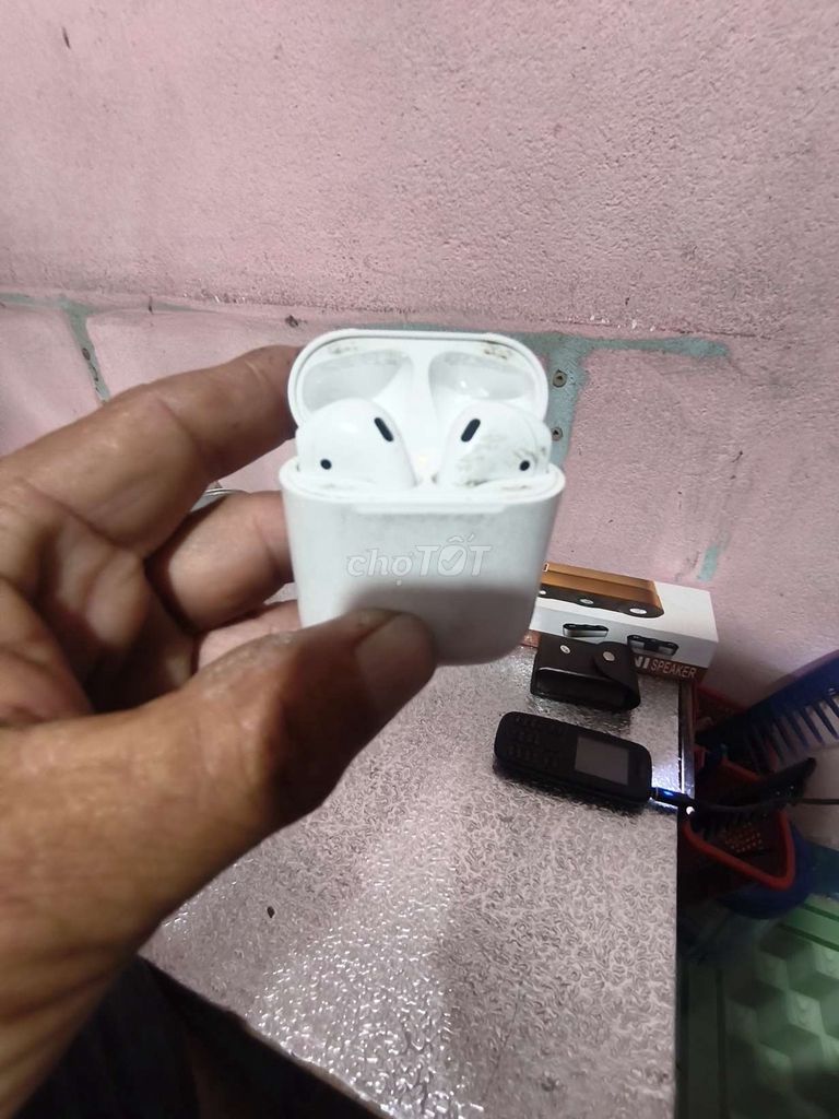 Tai nghe Apple Trắng Đã sử dụng. Mua bán Tivi, Âm thanh tại Huyện Củ Chi Tp Hồ Chí Minh được đăng bởi Nguyễn Minh hình 1