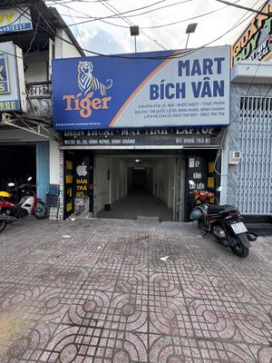 Nhà Bán . Mặt tiền đường DT 4m46x28 . nở hậu 4m48