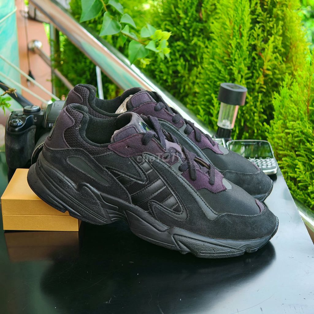 [CHÍNH HÃNG] Giày thể thao Adidas Yung-96 Chasm. Mua bán Giày dép tại Quận Ninh Kiều Cần Thơ được đăng bởi chú CÔNG AN bán giày CHÍNH HÃNG hình 1