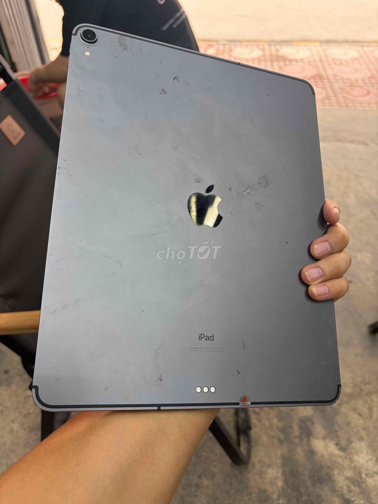 Apple iPad Pro 13.9 inch 1TB Xám. Mua bán Máy tính bảng tại Quận Thanh Xuân Hà Nội được đăng bởi Son Truong hình 1