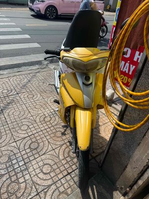 Yamaha Jupiter V màu Vàng