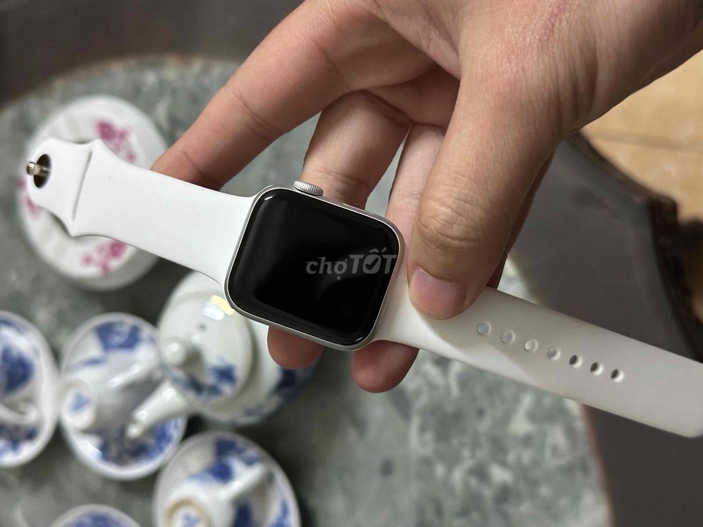 Apple watch series 5/40 trắng esim lướt