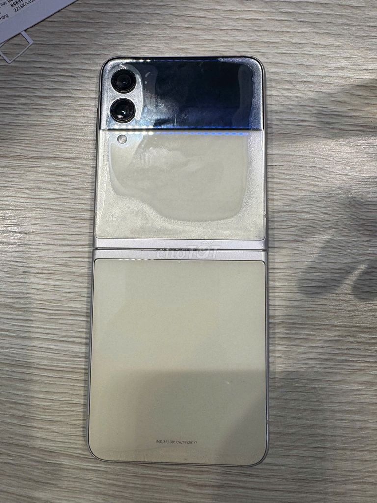 Samsung Z Flip3 5G 128GB Trắng. Mua bán Điện thoại tại Quận Hoàng Mai Hà Nội được đăng bởi lâm hình 1