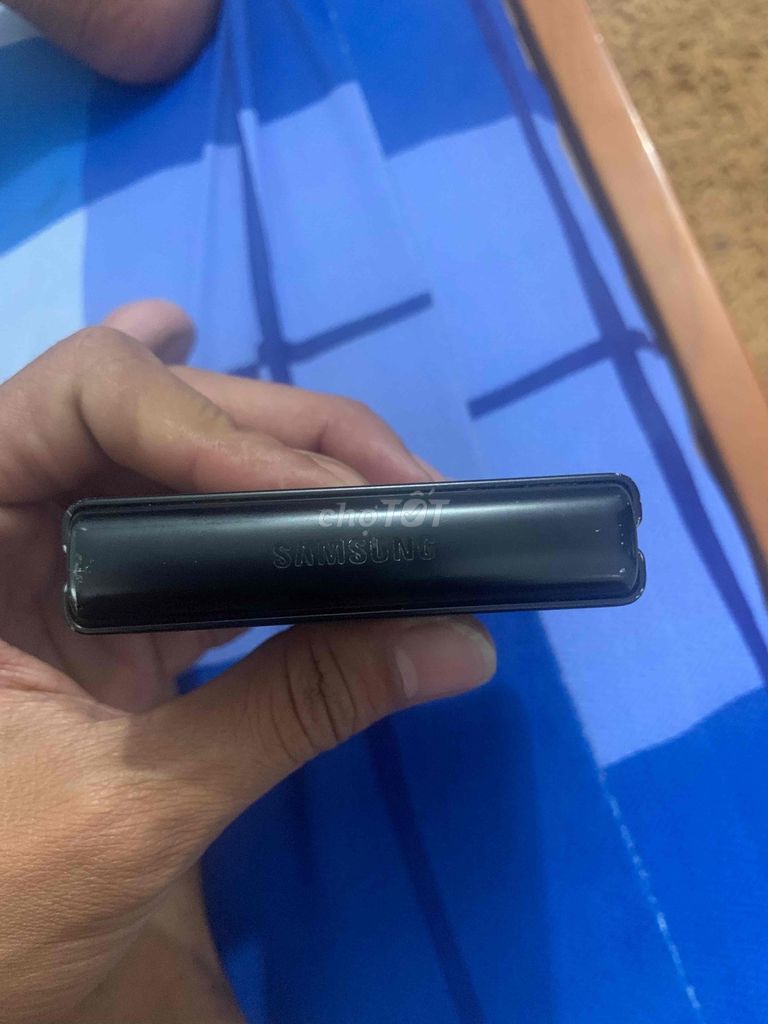 Samsung Z Flip4 Đen 256GB - Máy Đẹp. Mua bán Điện thoại tại Thị xã Giá Rai Bạc Liêu được đăng bởi Giá gai quê Tôi hình 1