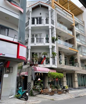 Аренда · 10 комн. · 60 м² · Quận 1, ул. Đường Hồ Hảo Hớn