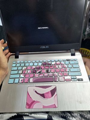 Laptop asus x407u