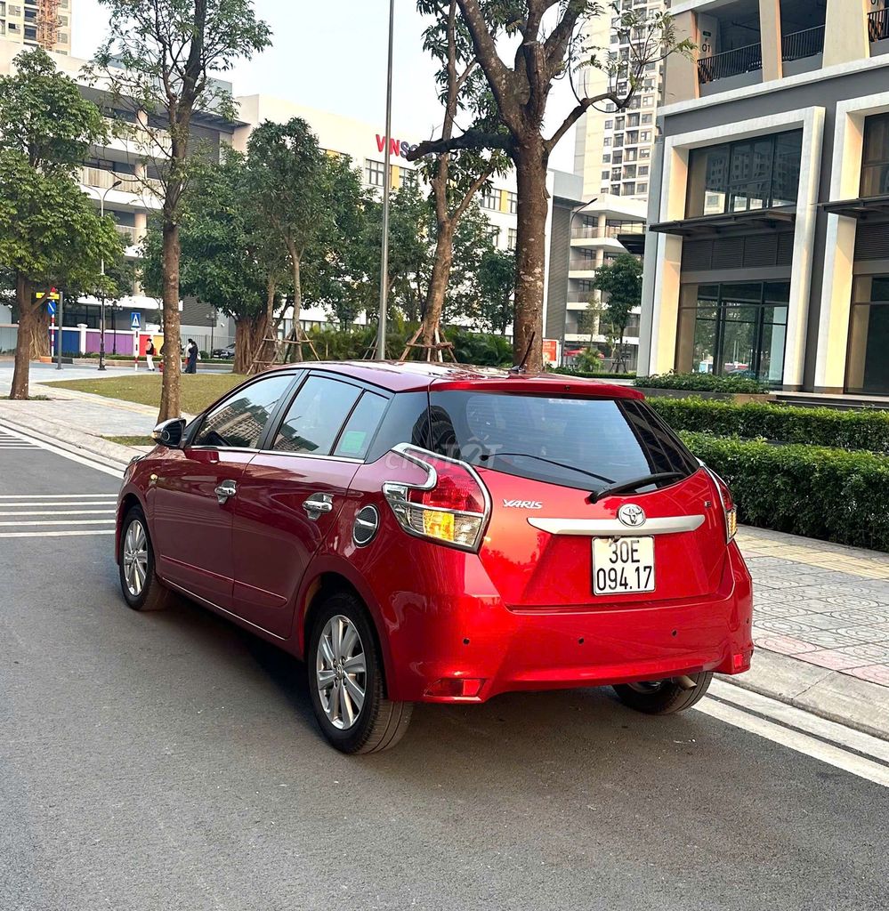 Toyota Yaris 1.5 bản E màu Đỏ. Mua bán Ô tô tại Quận Long Biên Hà Nội được đăng bởi Ngô hùng hình 5
