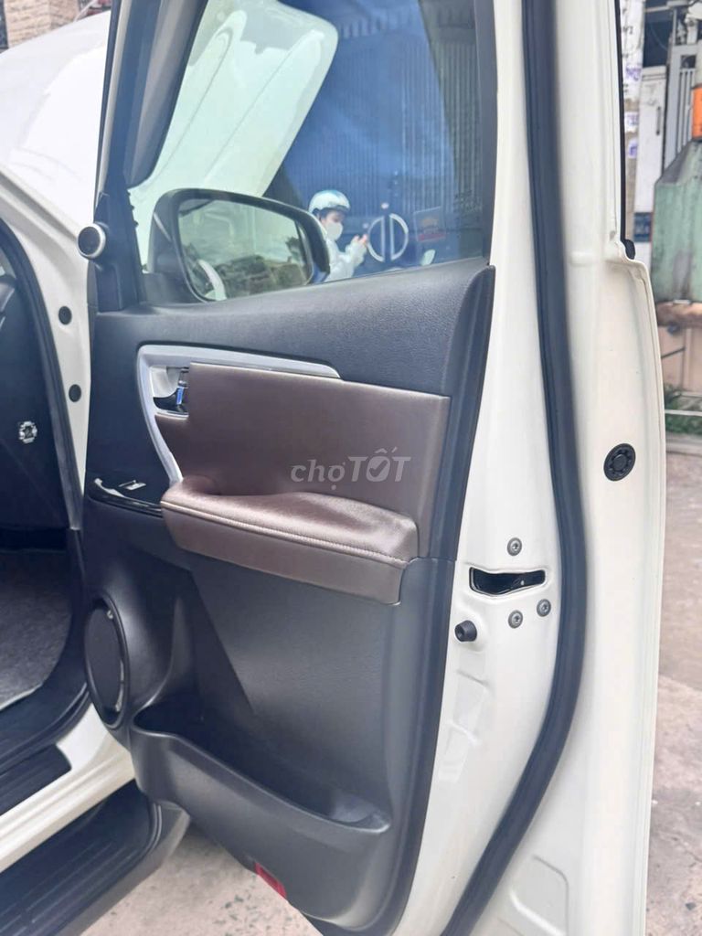 Toyota Fortuner 2020 2.7V 4x2 AT - 68000 km