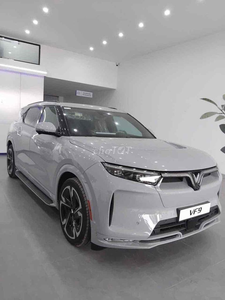 SỞ HỮU VF9–ƯU ĐÃI 3 NĂM SẠC MIỄN PHÍ, ĐỪNG BỎ LỠ!. Mua bán Ô tô tại Quận Bình Thạnh Tp Hồ Chí Minh được đăng bởi KỲ hình 3