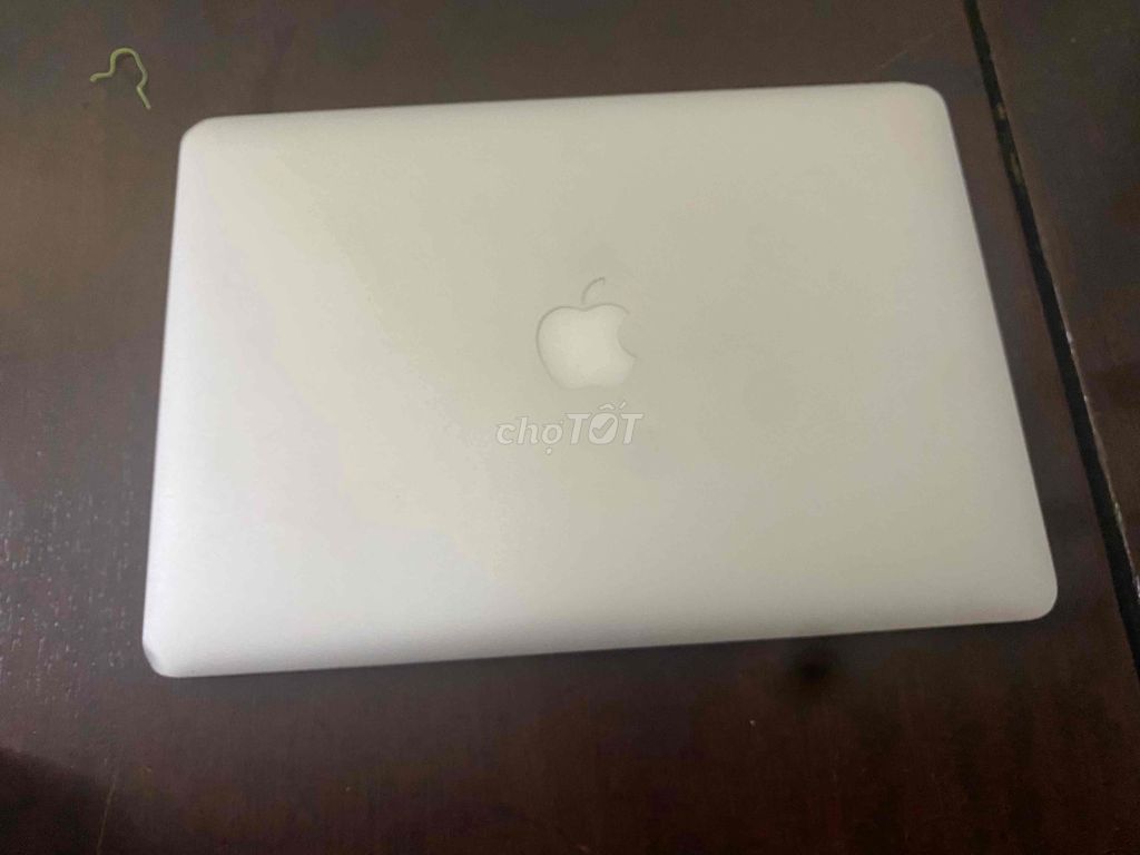 Macbook Air nhà để lâu không xài