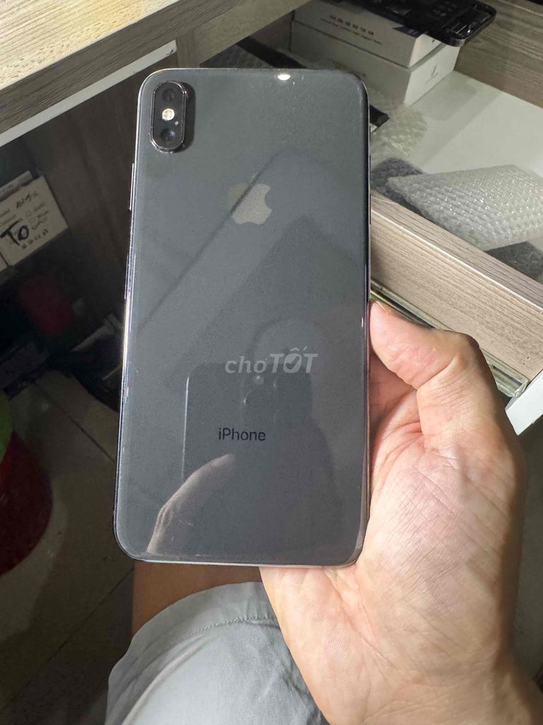 iPhone Xs Max 64GB Xám Lỗi Face ID. Mua bán Điện thoại tại Thành phố Thuận An Bình Dương được đăng bởi Hiep ga hình 1