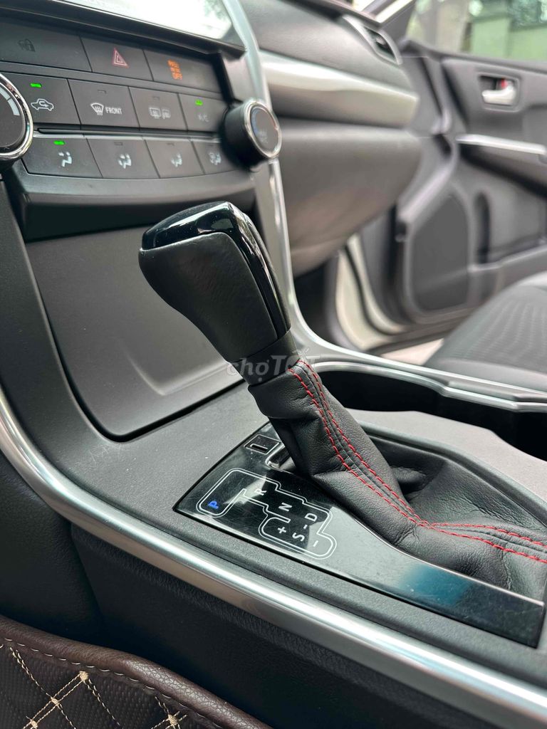 Toyota Camry 2015 SE nhập Mỹ. Mua bán Ô tô tại Quận Hà Đông Hà Nội được đăng bởi TIẾN QUÂN CAR hình 16