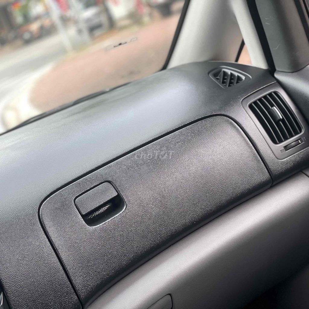 Thanh lý xe Hyundai Grand Starex chở tiền 2016. Mua bán Ô tô tại Quận Cầu Giấy Hà Nội được đăng bởi Tô Văn Tiến hình 12