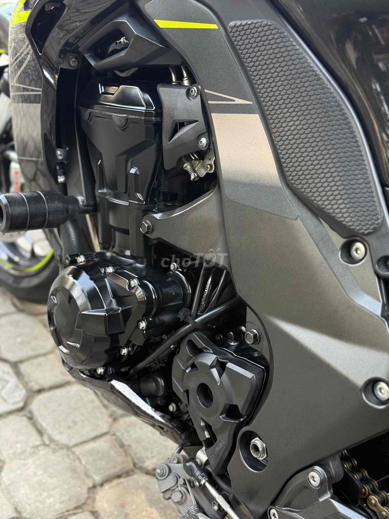 Z1000 bản R đặt biệt 2018. Mua bán Xe máy tại Quận Hải Châu Đà Nẵng được đăng bởi Thái Hoàng Phi Linh hình 7