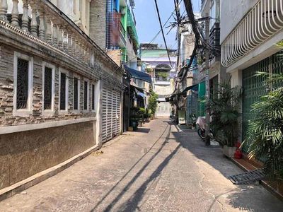 Аренда · 4 комн. · 40 м² · Quận 7, ул. Đường Trần Xuân Soạn