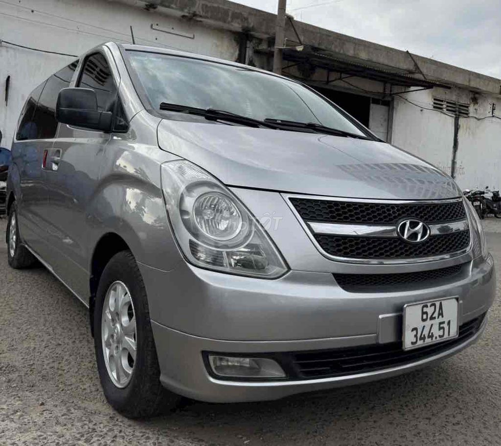 Hyundai Starex 9 chỗ- xe đẹp zin nội thất như mới. Mua bán Ô tô tại Quận Bình Tân Tp Hồ Chí Minh được đăng bởi Đỗ Đình Tuyên hình 16