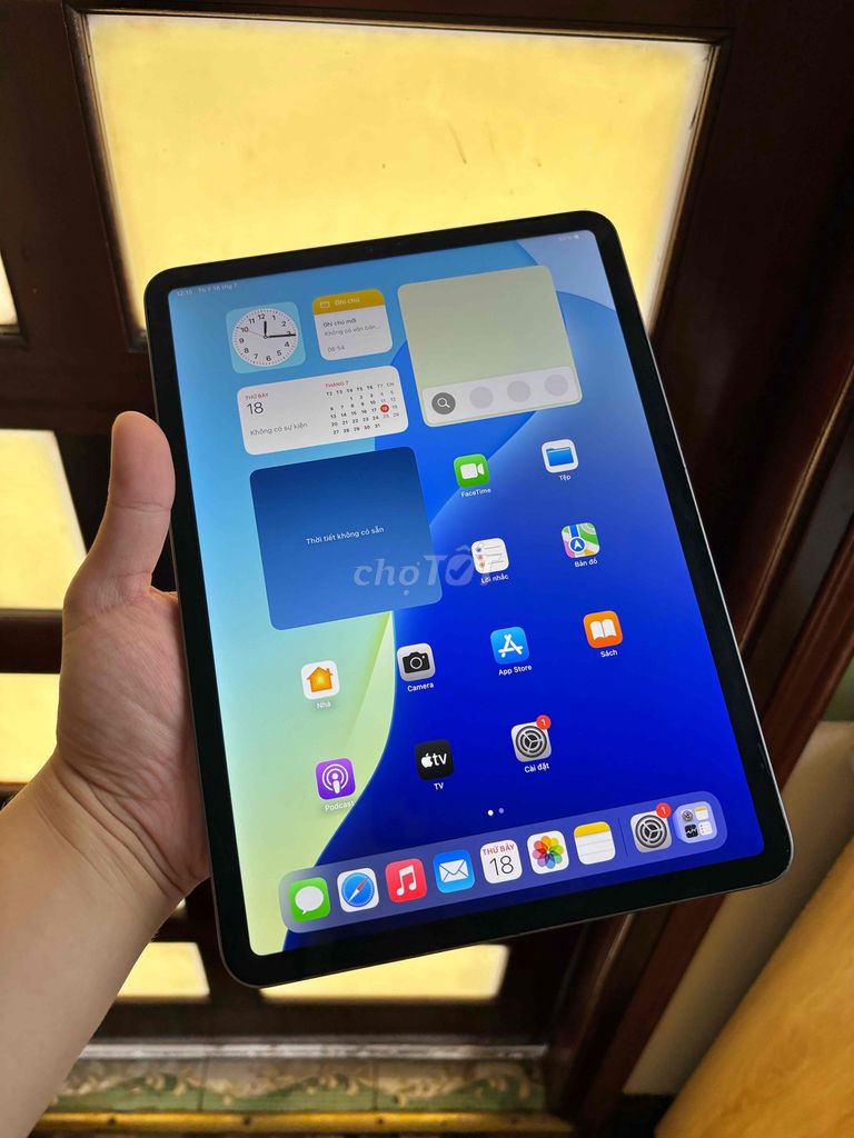 Apple iPad Pro 11 inch Wifi 256GB 2020. Mua bán Máy tính bảng tại Quận Long Biên Hà Nội được đăng bởi LÊ HỒNG SƠN hình 1