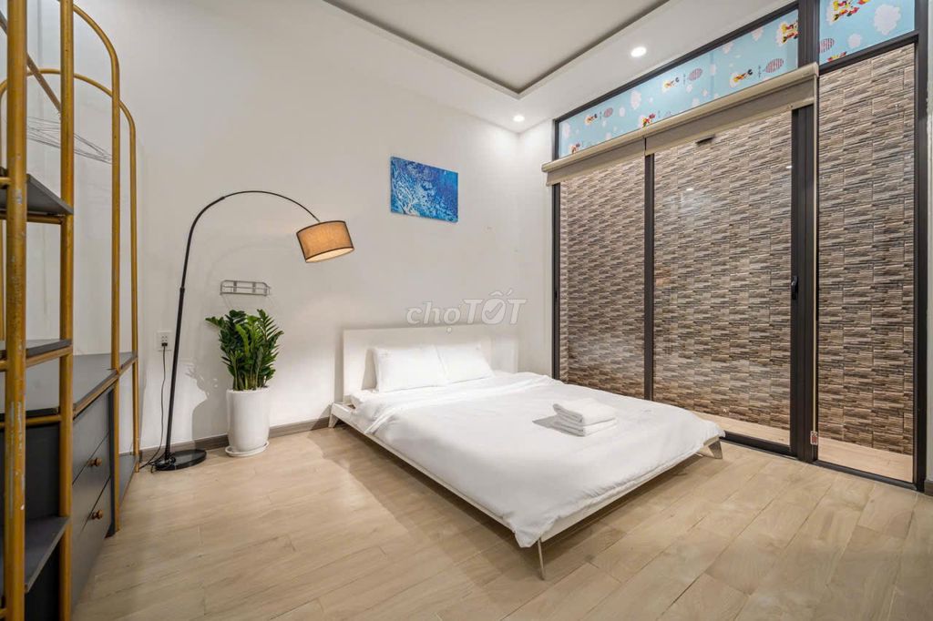 Меблированная вилла с бассейном и 5 спальнями у моста Thuận Phước — фото 11