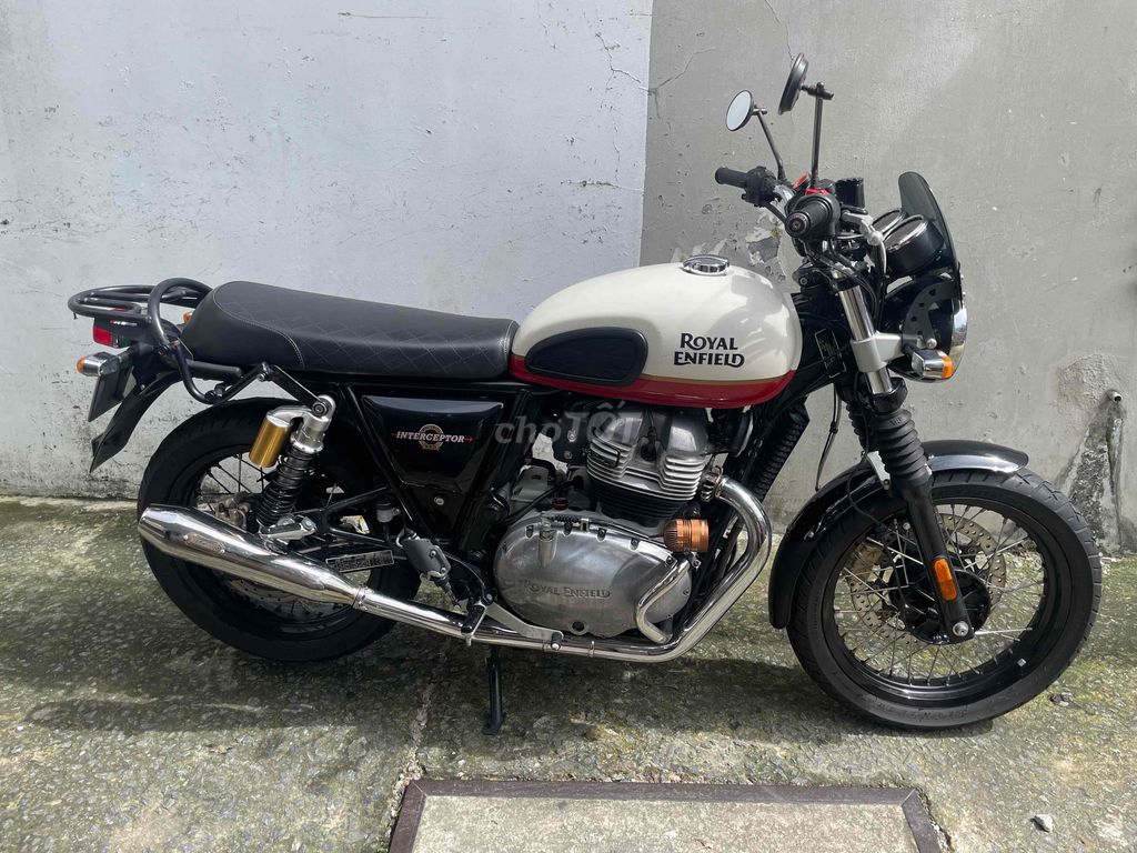 Royal Enfield Interceptor 650 2021 Đỏ Trắng. Mua bán Xe máy tại Quận Hải Châu Đà Nẵng được đăng bởi Thong Nguyen hình 2