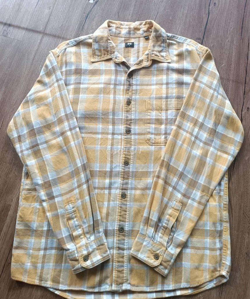 Áo sơ mi Uniqlo kẻ caro Cotton M. Mua bán Quần áo tại Thành phố Long Xuyên An Giang được đăng bởi NGÔ ANH KIỆT  hình 1