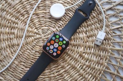 Apple Watch Series 5 44mm Gold LTE (Bản Mỹ). Mua bán Thiết bị đeo thông minh tại Quận Thanh Khê Đà Nẵng được đăng bởi Apple Watch Fullbox 