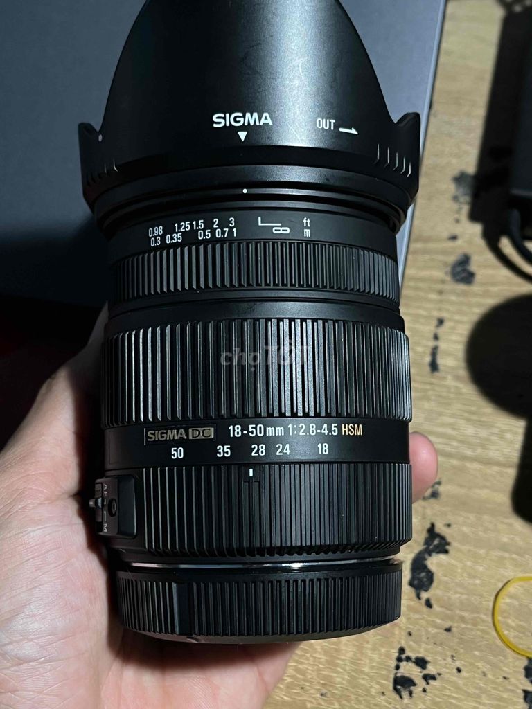 Sigma 18-50mm f2.8-4.5 for Canon EF