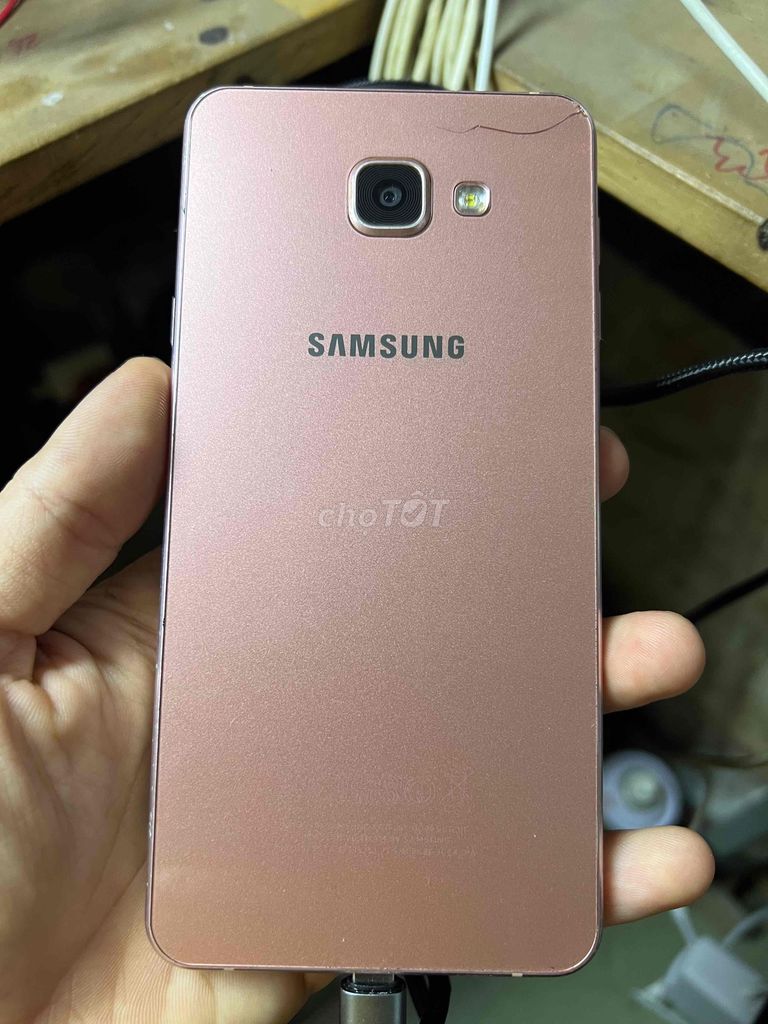 Samsung Galaxy A7 Vàng hồng. Mua bán Điện thoại tại Quận Đống Đa Hà Nội được đăng bởi linh hình 1