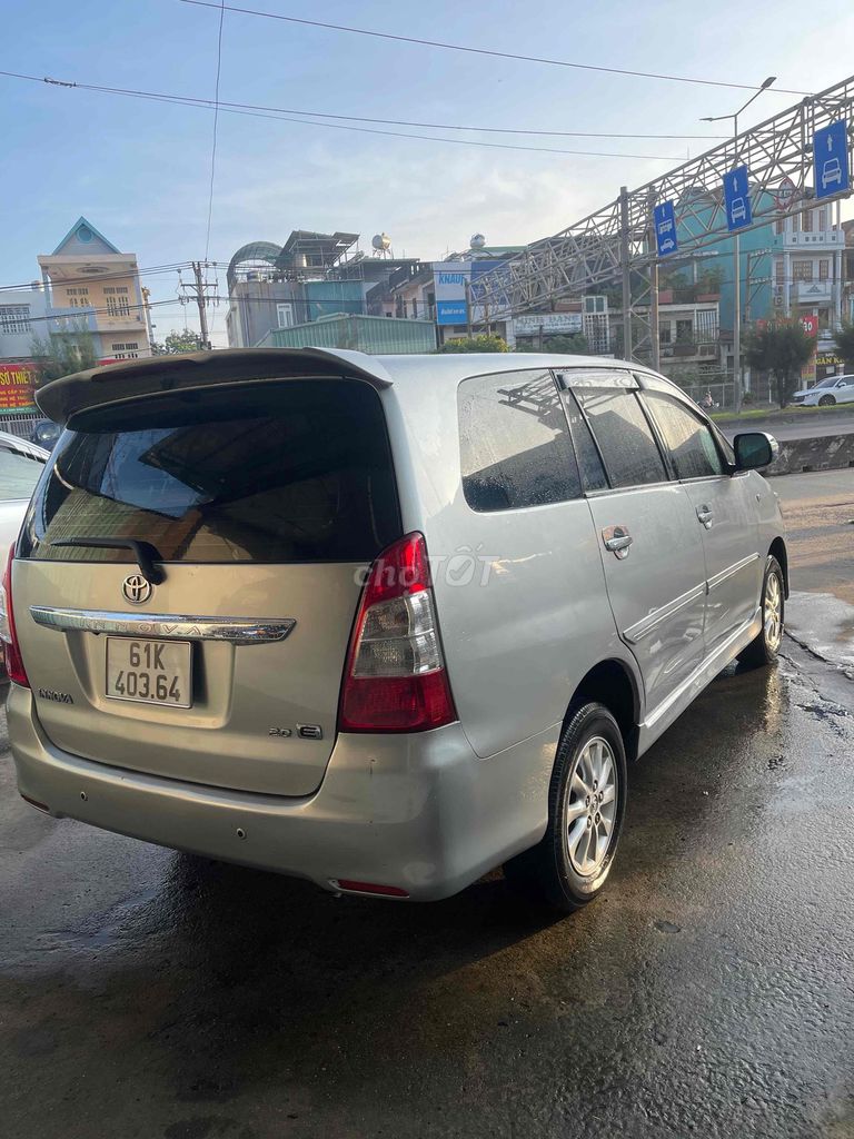 Toyota Innova 2013E Bạc. Mua bán Ô tô tại Thành phố Biên Hòa Đồng Nai được đăng bởi Nhan Hùng Thanh Phong hình 2