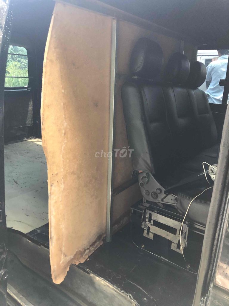 Toyota Hiace 2005 - 100000 km. Mua bán Ô tô tại Huyện Củ Chi Tp Hồ Chí Minh được đăng bởi Truong Vu hình 2