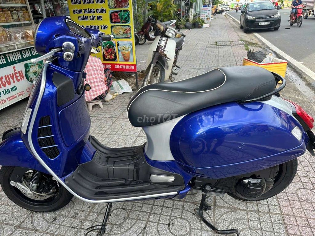 Vespa GTS 300 zin. Mua bán Xe máy tại Quận Ninh Kiều Cần Thơ được đăng bởi Truong hình 2