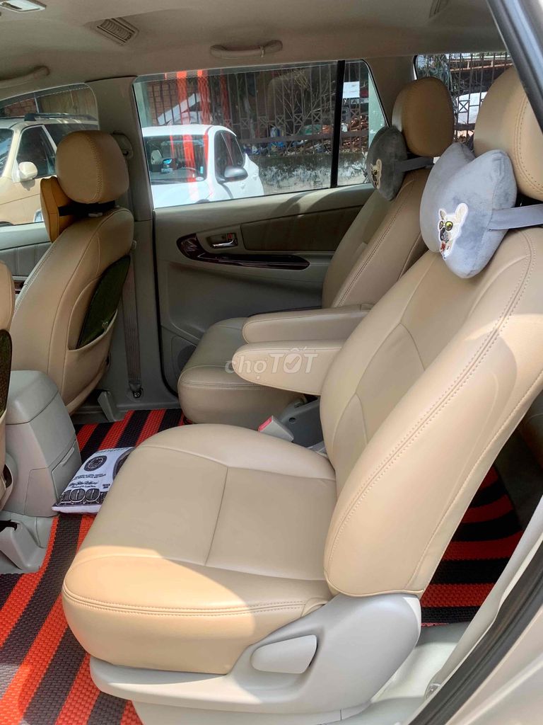 Toyota Innova 2013 - Bản 2.0V - Xe Gia Đình Sử Dụng Kỹ