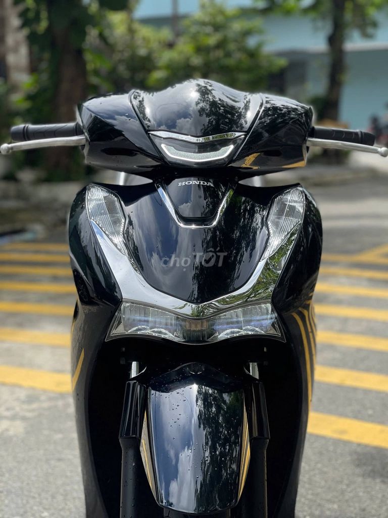 Honda SH 2025 Глянцево-черный, Доступна рассрочка