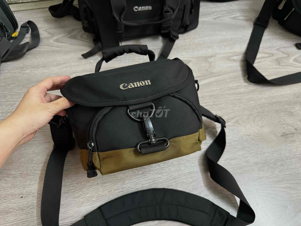 Túi máy ảnh Canon Gadget Bag 100EG