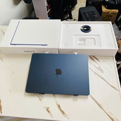 Apple MacBook Air M2 8CPU/8GPU 16GB/256GB Full Box