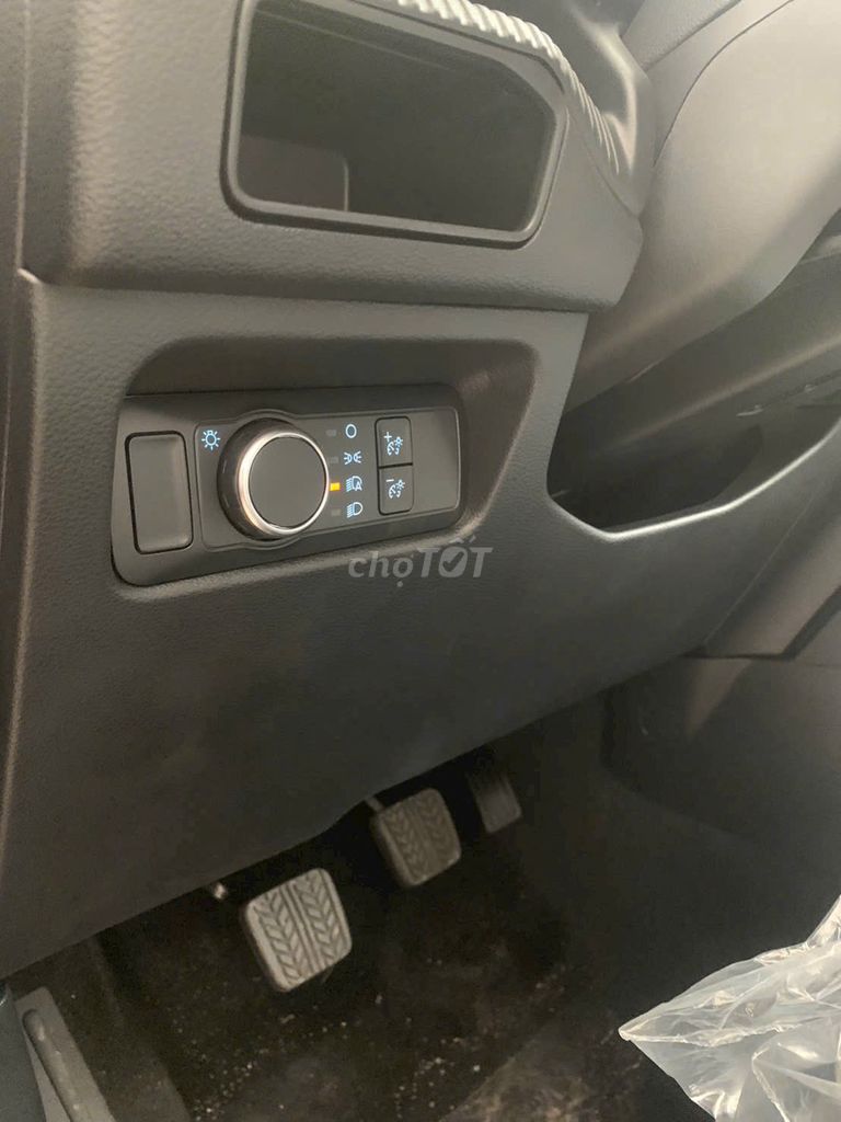 Ford Ranger 4x4 MT 4x4 AT xe sẵn đủ màu giao ngay. Mua bán Ô tô tại Quận Bình Thạnh Tp Hồ Chí Minh được đăng bởi Khiêm Ford Phú Mỹ hình 5