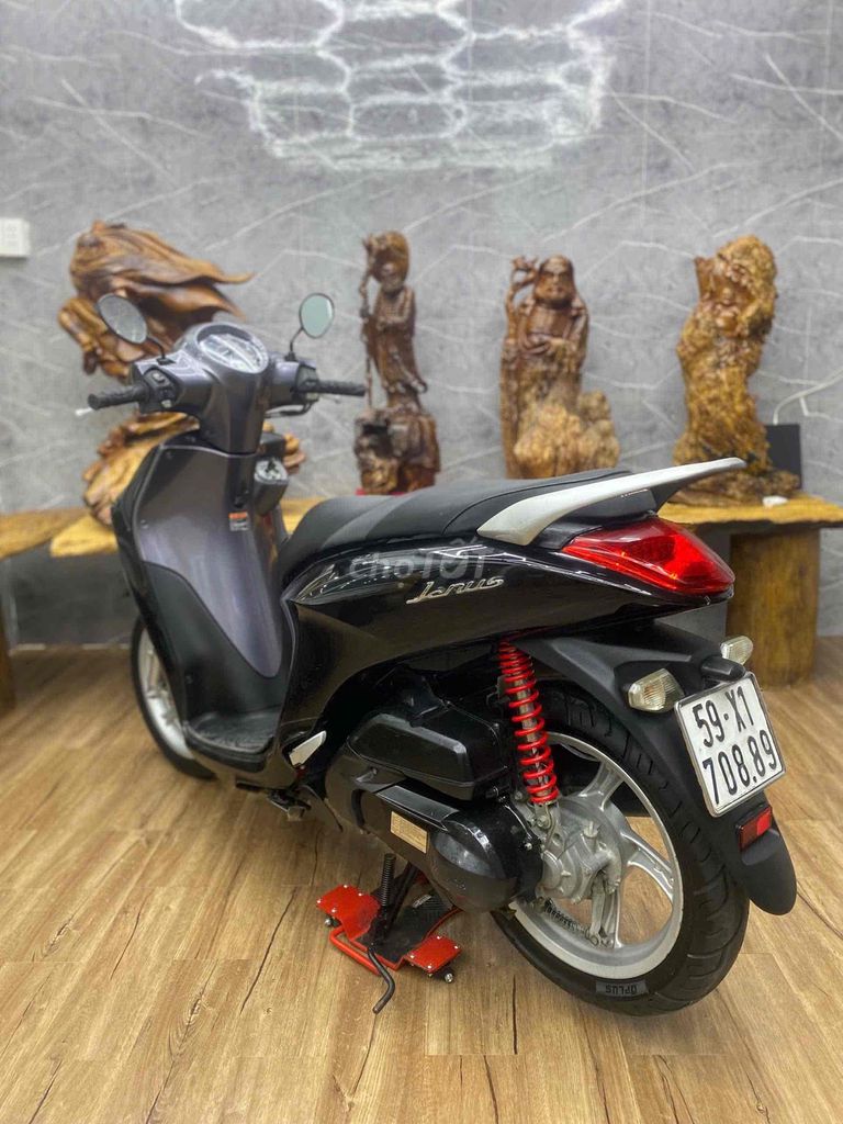 Janus đẹp, máy êm thì thầm bao vọt biển SG. Mua bán Xe máy tại Quận 8 Tp Hồ Chí Minh được đăng bởi Quân  hình 1