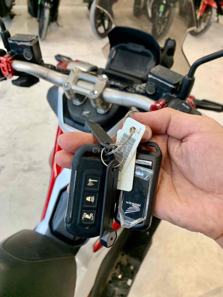 Honda ADV 150 2021 chính chủ BSTP Xe đẹp chuẩn zin. Mua bán Xe máy tại Thành phố Thủ Đức Tp Hồ Chí Minh được đăng bởi iMotorbike Khương Phan hình 11