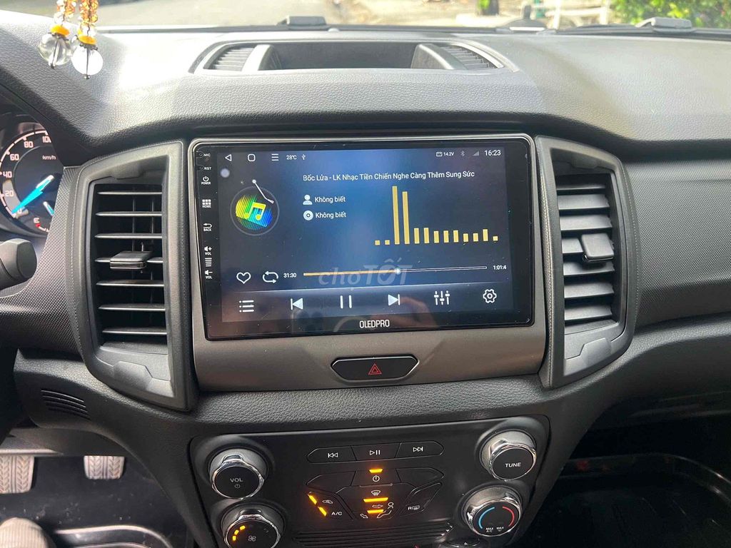 Ford Ranger 2020 XLS 2.2L 4x2 MT - 34000 km. Mua bán Ô tô tại Quận Bình Tân Tp Hồ Chí Minh được đăng bởi Lan pham  hình 12