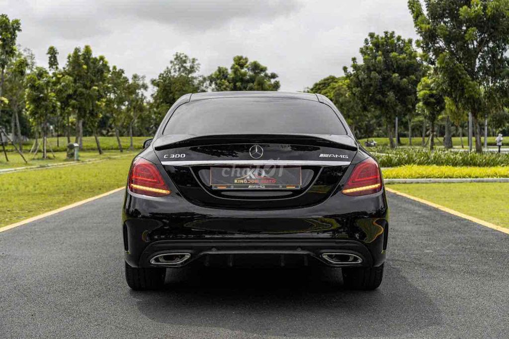 C300_AMG model 2020 màu đen siêu ngầu siêu đẹp. Mua bán Ô tô tại Quận 7 Tp Hồ Chí Minh được đăng bởi Dương Phương hình 5