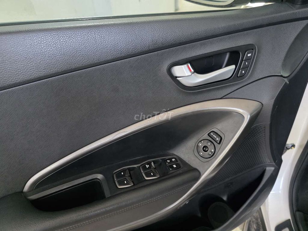 Santafe full dầu 2 cầu 2015 đẹp. Mua bán Ô tô tại Thành phố Dĩ An Bình Dương được đăng bởi Huy Luân Auto hình 14