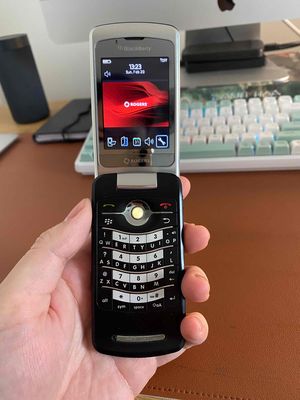 Blackberry 8220 cần bán