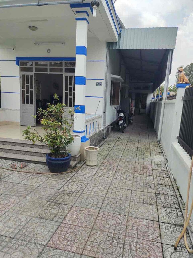 Cần bán nhà Bình Nhâm
